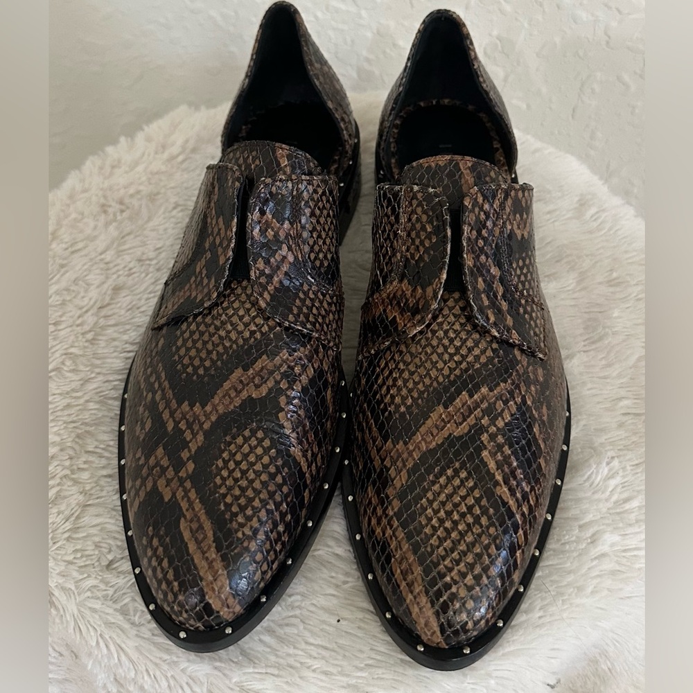 Freda Salvador Tash D'ORSAY MOCCASIN snake embossed NWT